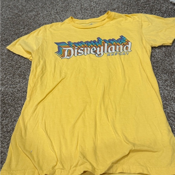 Disneyland Yellow T-Shirt - Picture 1 of 3